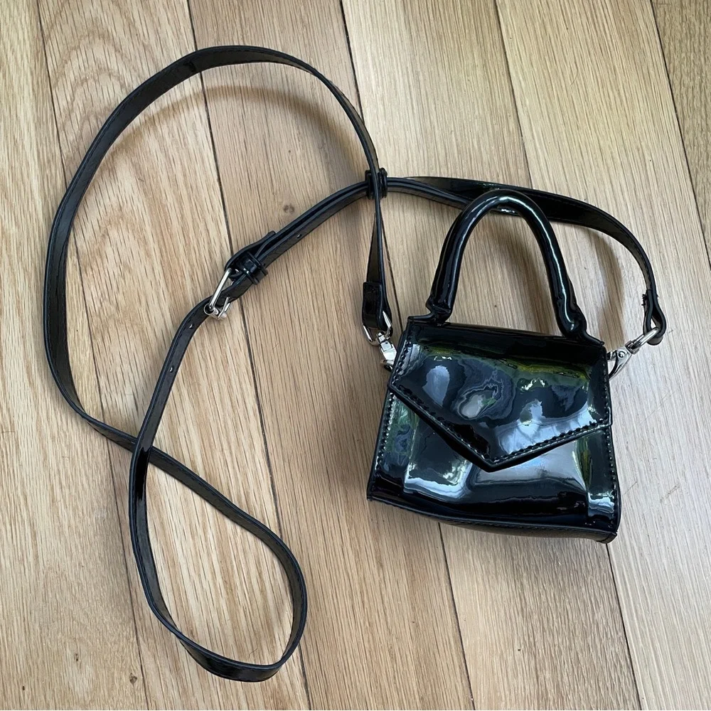 Wild Fable Black Faux Patent Leather Mini Pocket Book - Picture 1 of 11